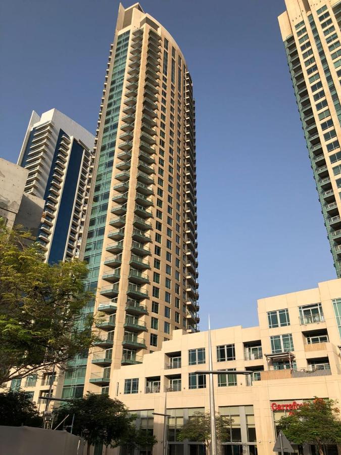 Apartamento Westminster Burj Al Nujoom Dubái Exterior foto